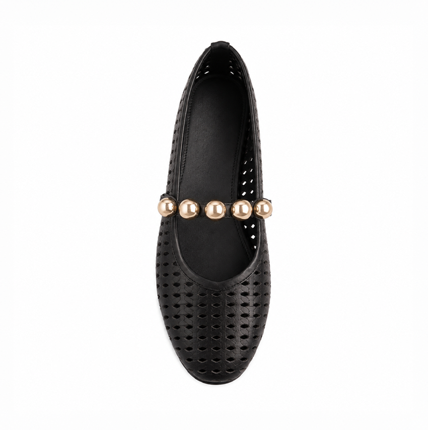 Laser-Cut ballerinas