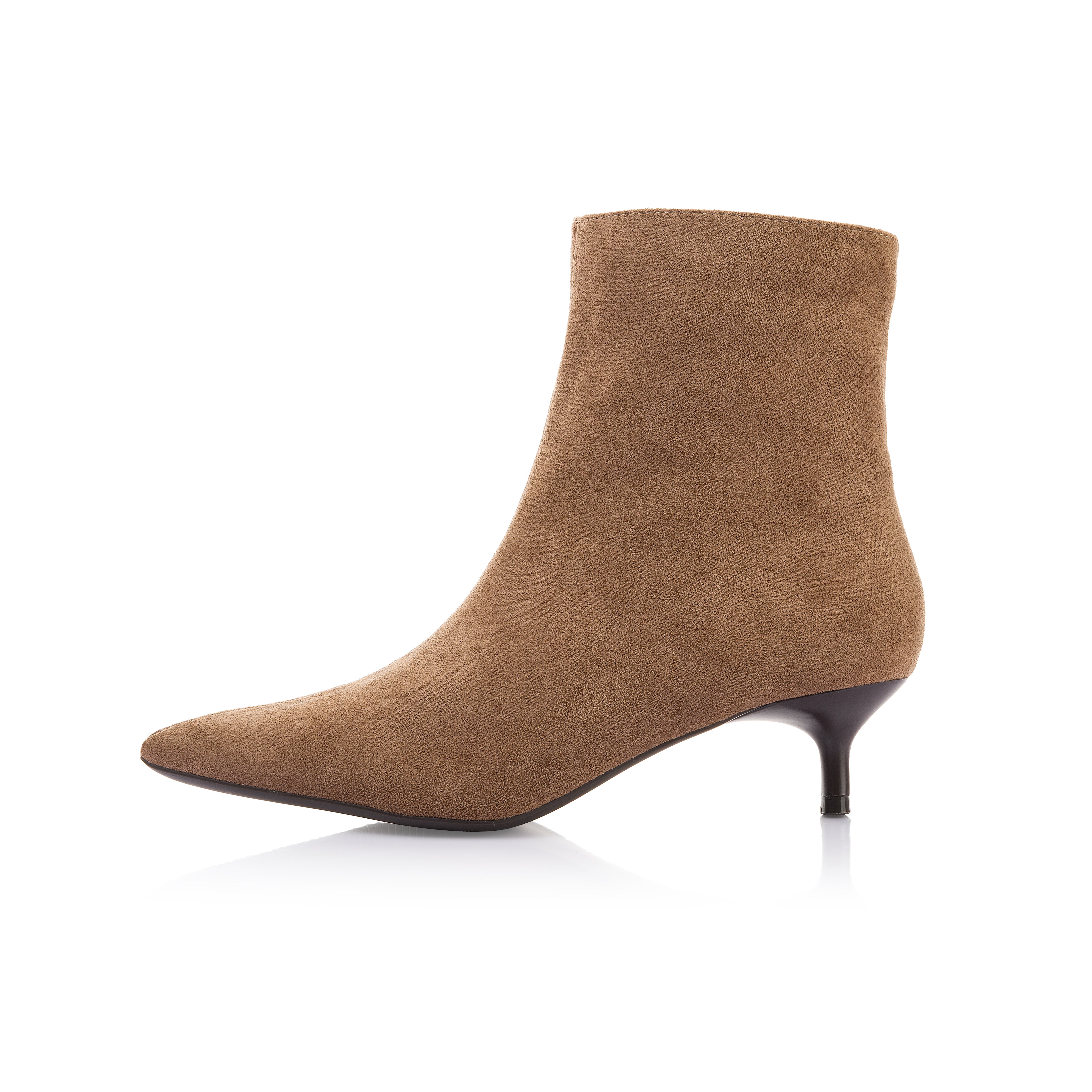 Arrow-Pointed Boot