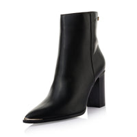 Pointed Block Boot